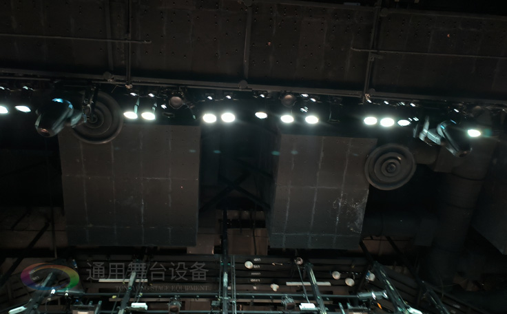 舞臺吊桿啟動注意事項、電動卷揚機、控制臺須接地等